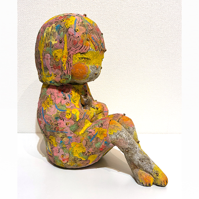 金のねこ　だっこ